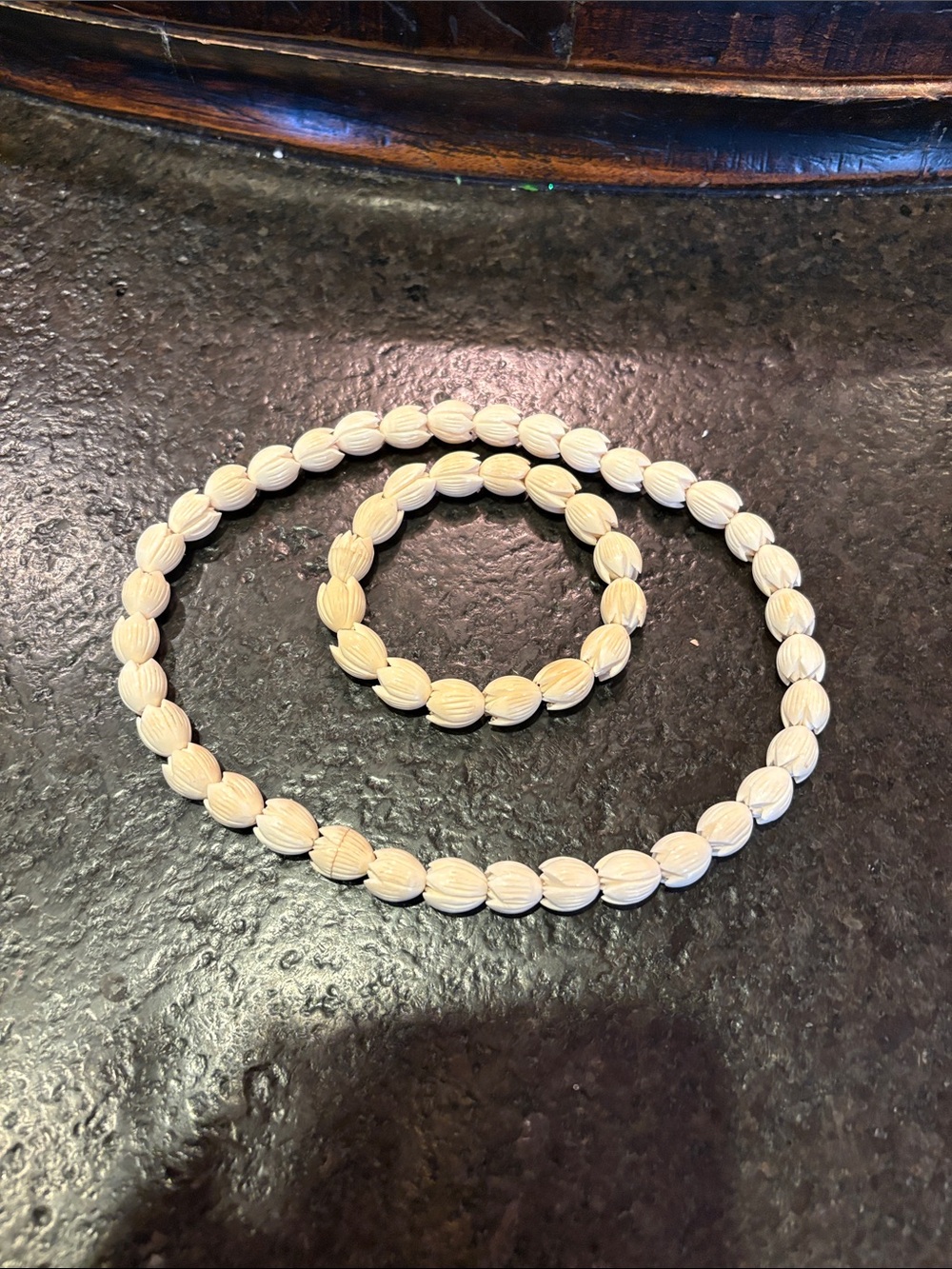 Cream Beaded Necklace and Bracelet Set for Women
